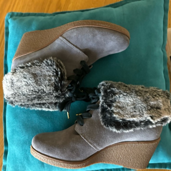 Cole Haan wedge boot size 7 - Picture 4 of 9